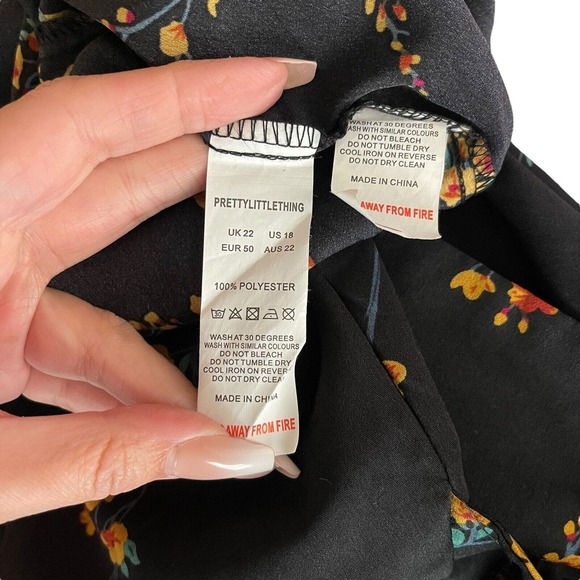 Pretty Little Thing US 18 Sheath Dress Black Floral Surplice Vneck Mini - Picture 3 of 11